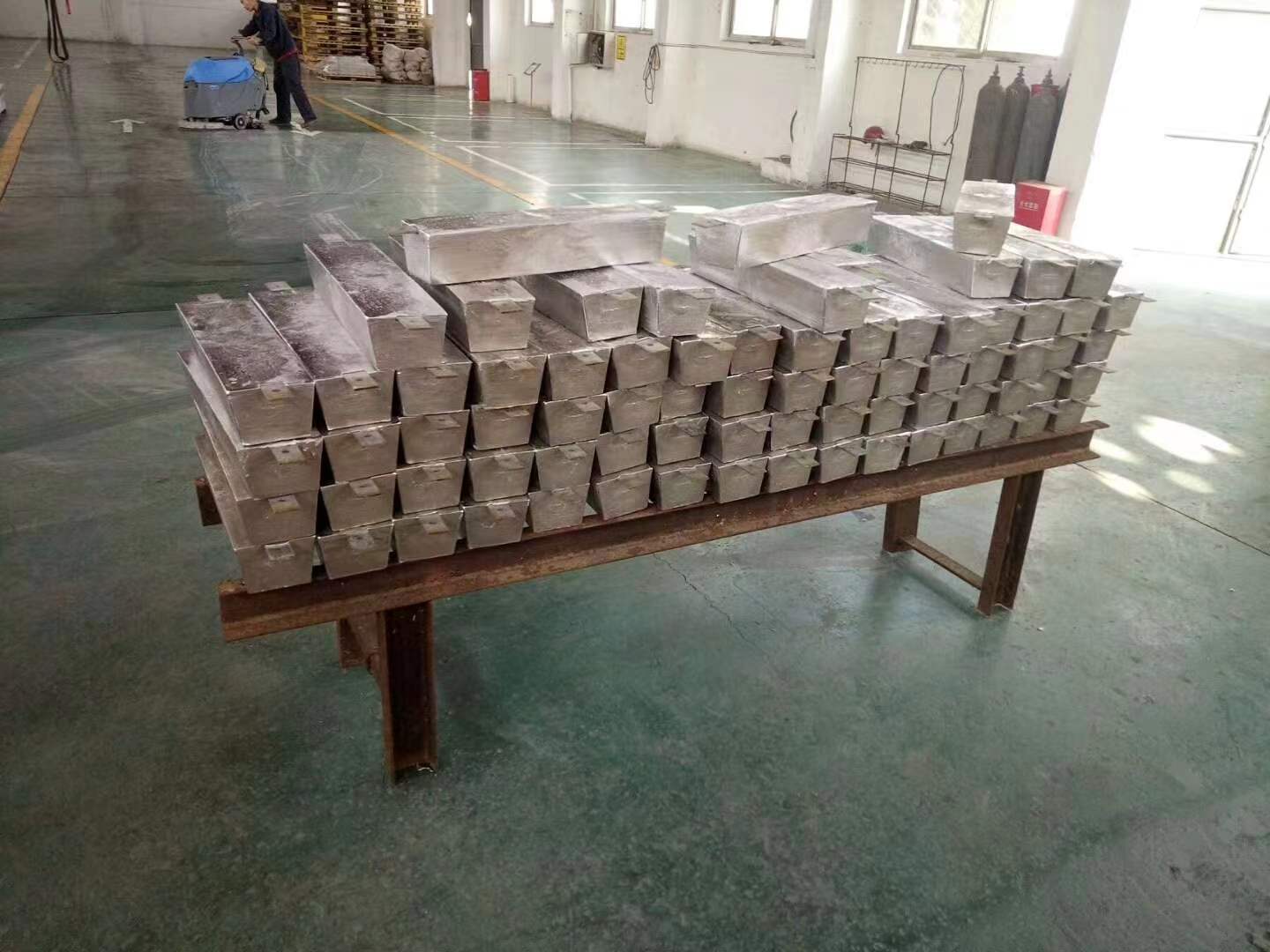 鋁陽(yáng)極內(nèi)灣